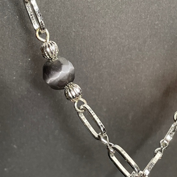 Lia Sophia Cats Eye Dalmatian Jasper Lariat 16-19” Necklace - Picture 4 of 9